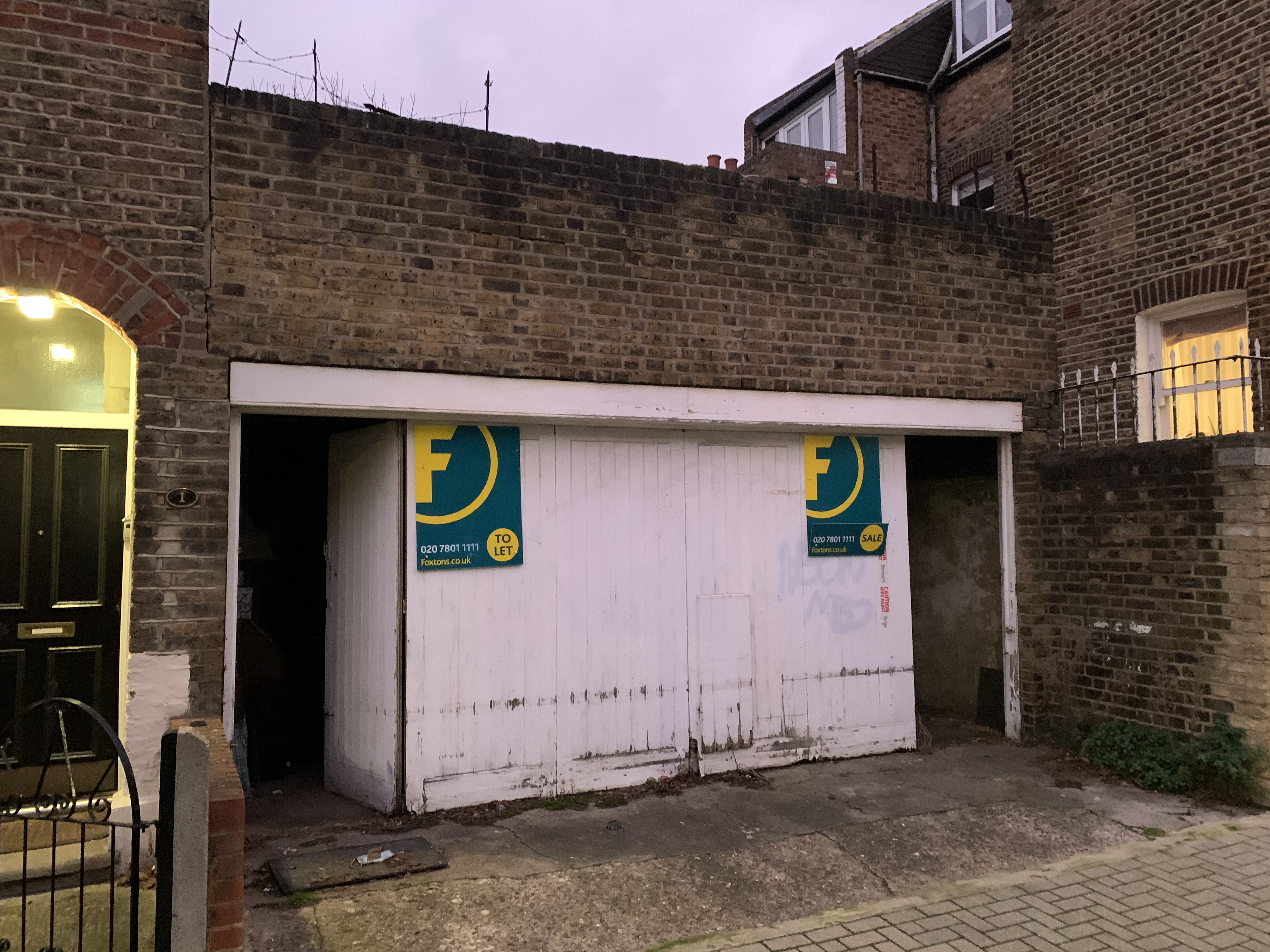 Image of the double garage