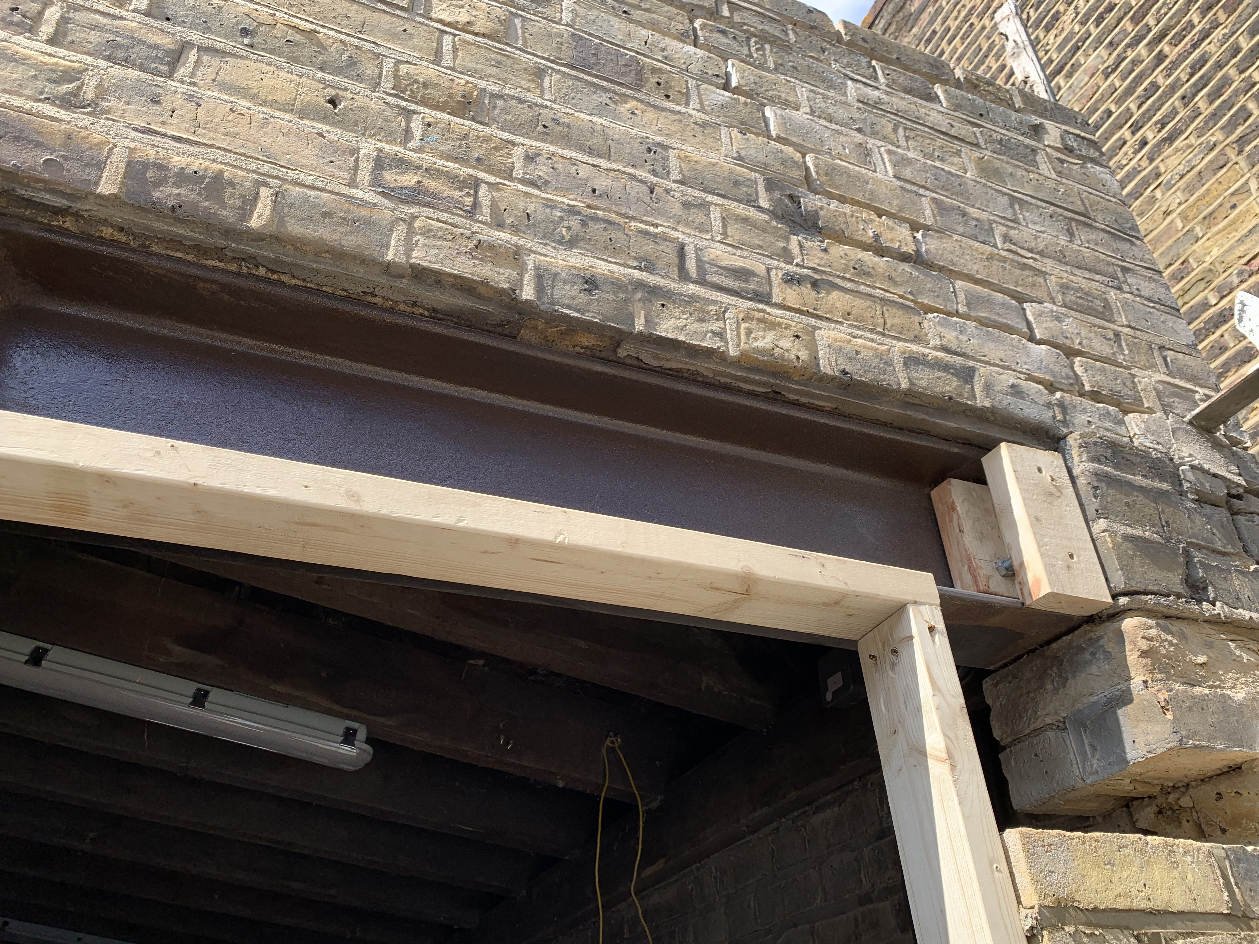 Image of the double garage