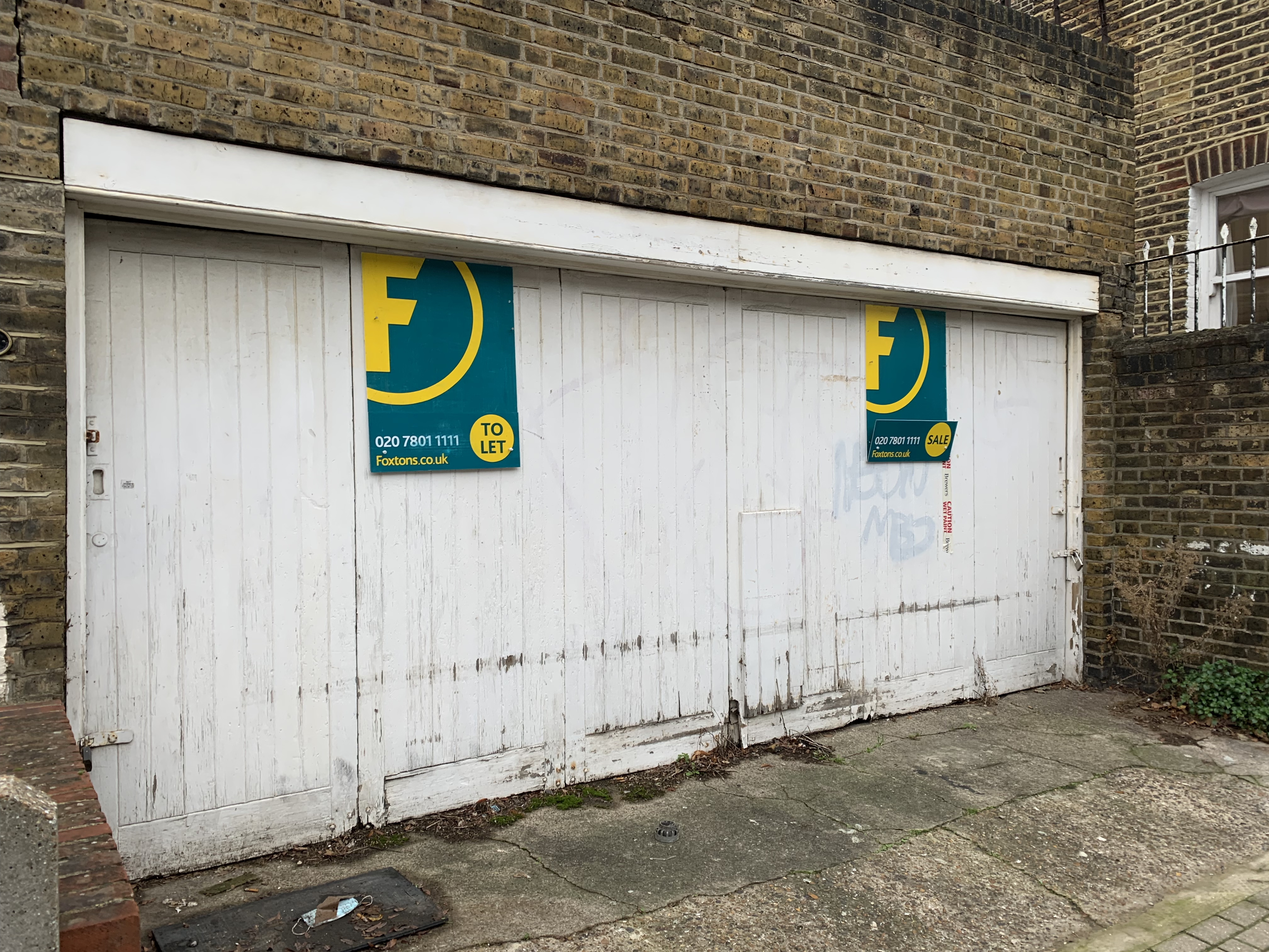 Image of the double garage